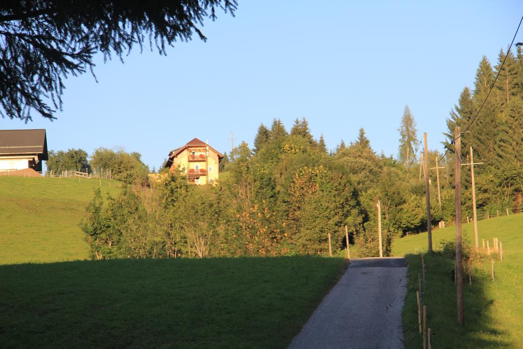 Ferienwohnung Samonigghof Latschach ober dem Faakersee Exterior foto